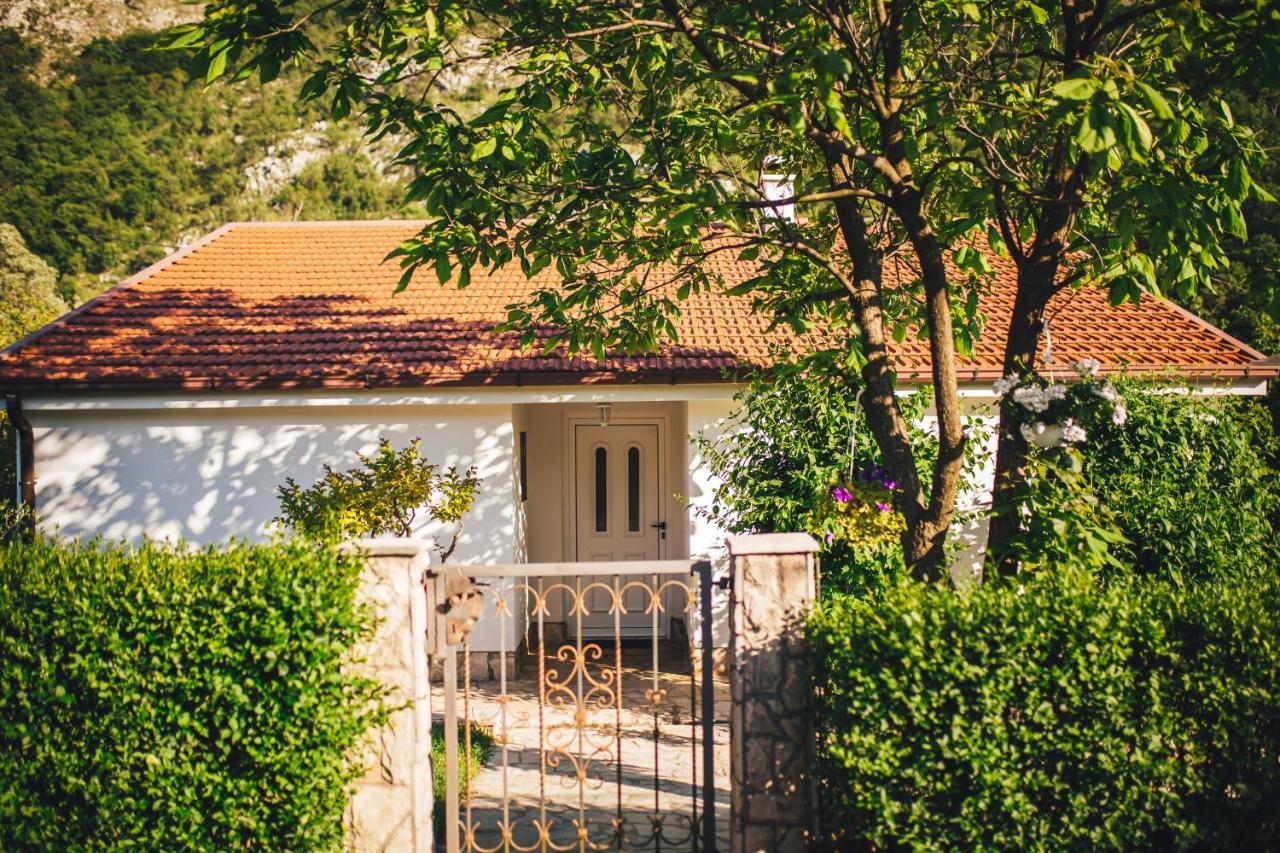 Villa Gana Buna Esterno foto